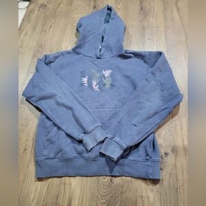 Tentree logo sweater size xs